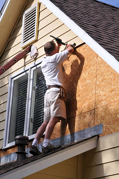 Best Demolition Debris Removal  in Traverse City, MI